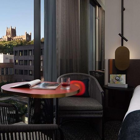 Qt Newcastle Hotel Exterior foto A guest room at the hotel