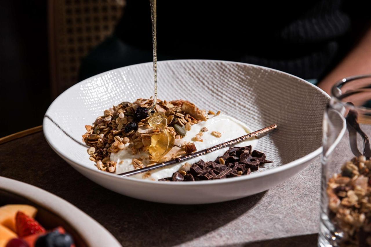 Qt Newcastle Hotel Exterior foto Muesli with yoghurt