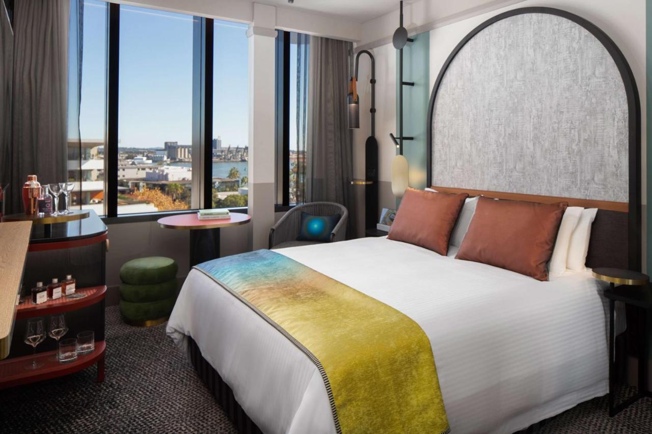 Qt Newcastle Hotel Exterior foto A room at the hotel