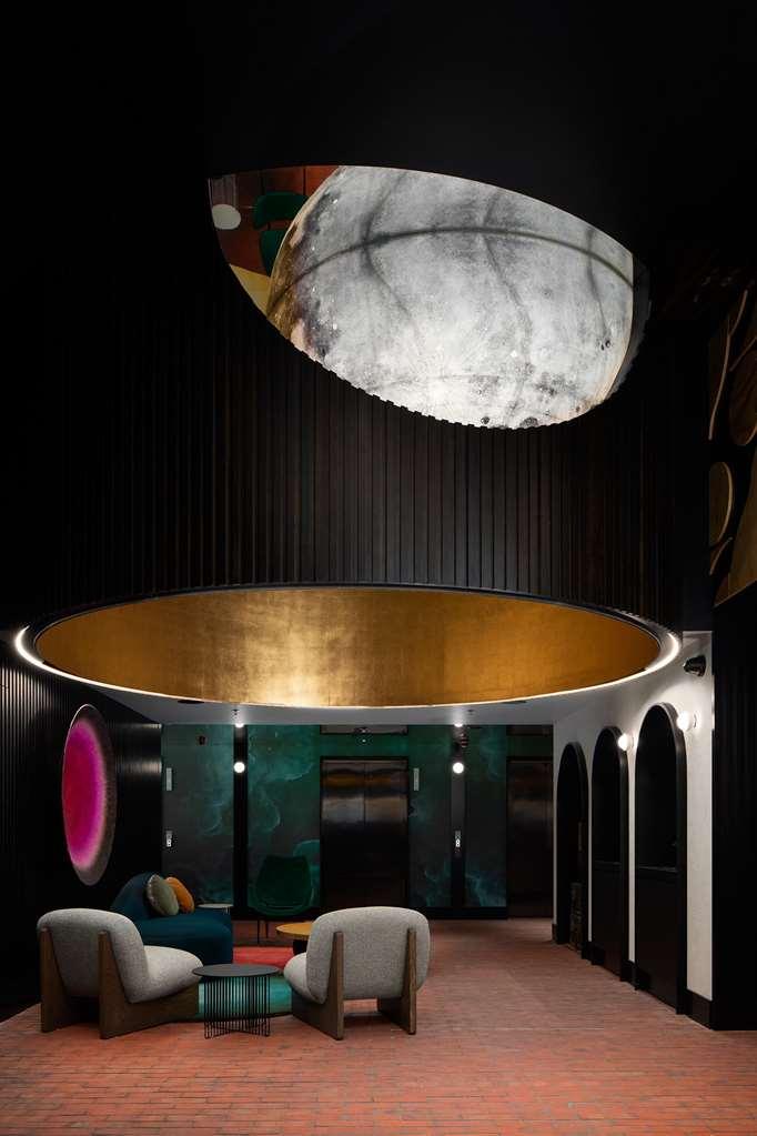Qt Newcastle Hotel Interior foto The interior of the observatory